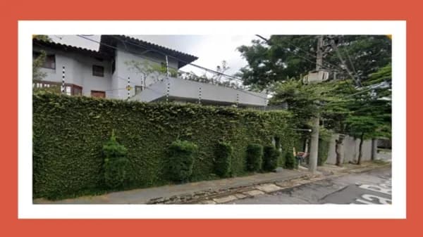 EDIFICAÇÃO CONSTRUIDA SOBRE O LOTE N. 27, DA QUADRA 1, LOTEAMENTO PAINEIRAS DO MORUMBI, SITUADO NA RUA BANDEIRANTES SAMPAIO SOARES, N°40, SÃO PAULO/SP