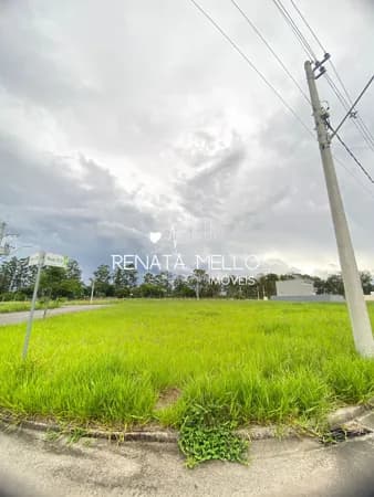 🌿 Terreno de Esquina à Venda no Condomínio Vila Vitória – Porto Real