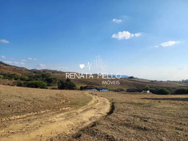 Fazenda/Sítios/Chácaras em Quatis - Quatis