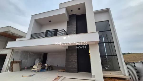 Casa de Condomínio em Resende - Parque Ipiranga