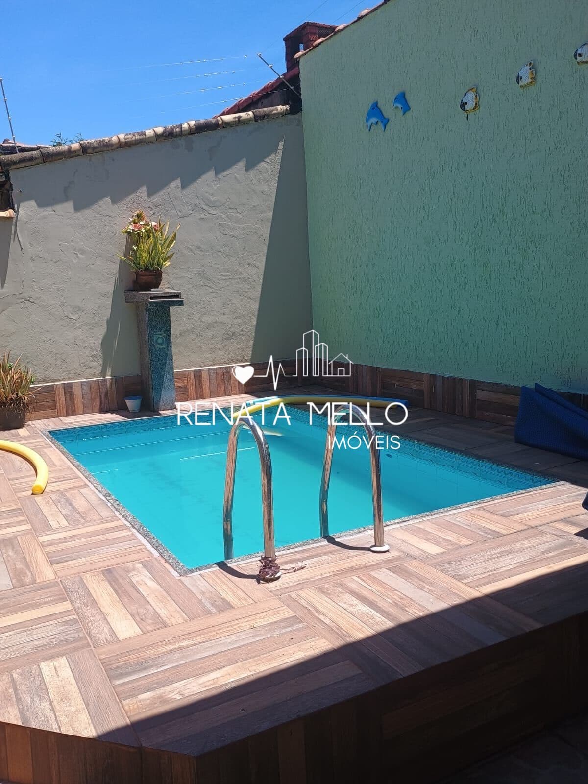 Casa com piscina na Morada da Colina