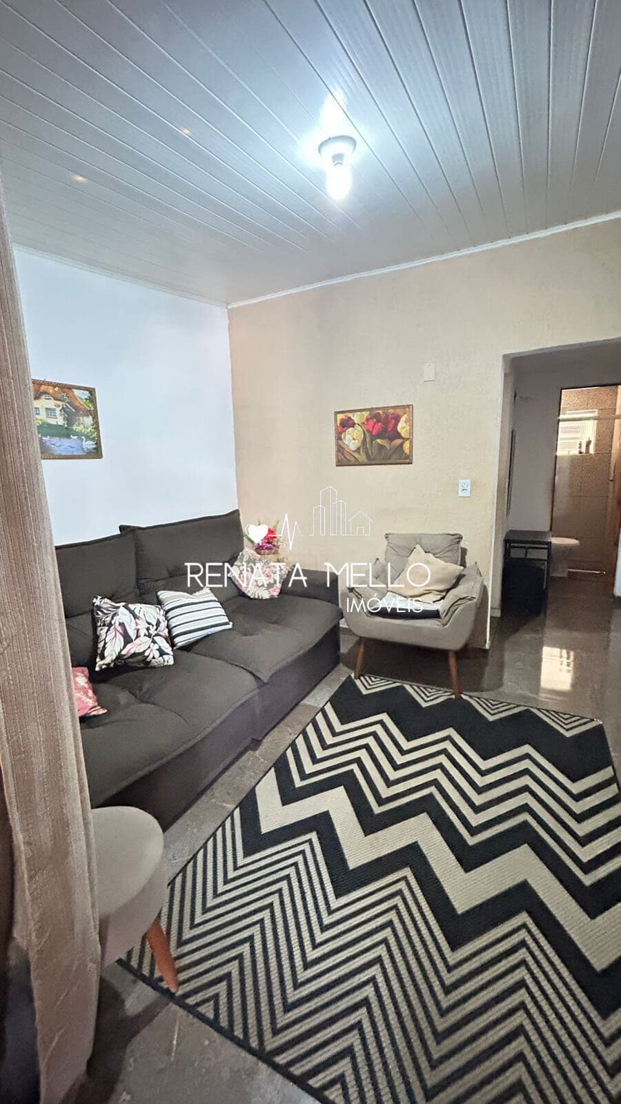 Casa Linear com Churrasqueira