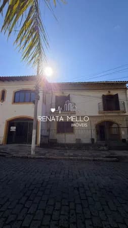 Casa à Venda no Centro em Resende