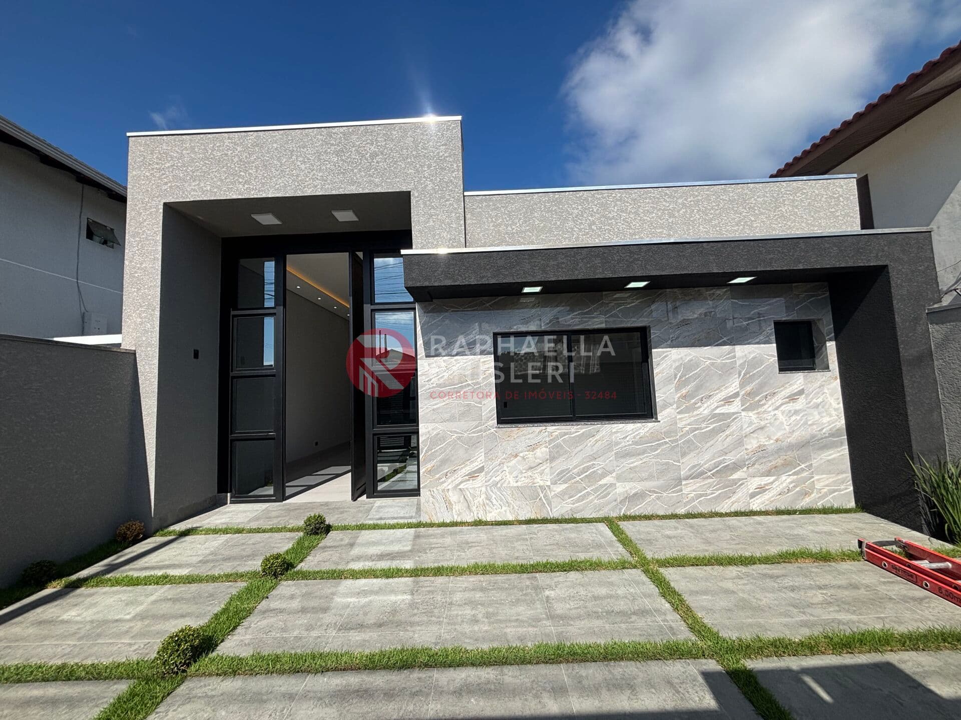 Casa Alto Padrão Praia de Leste