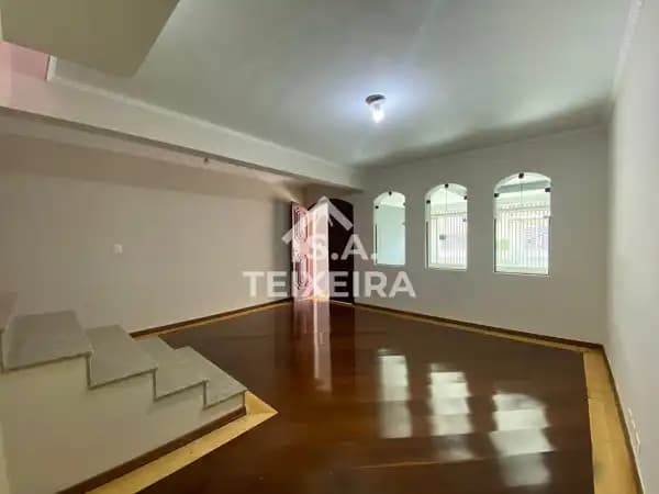 Sobrado à venda no bairro Jardim Itapoan em Santo André/SP