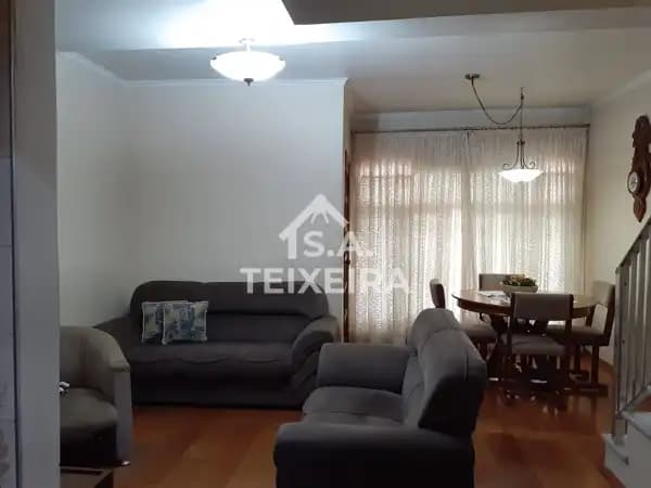 Sobrado à venda no bairro Vila Alzira em Santo André/SP