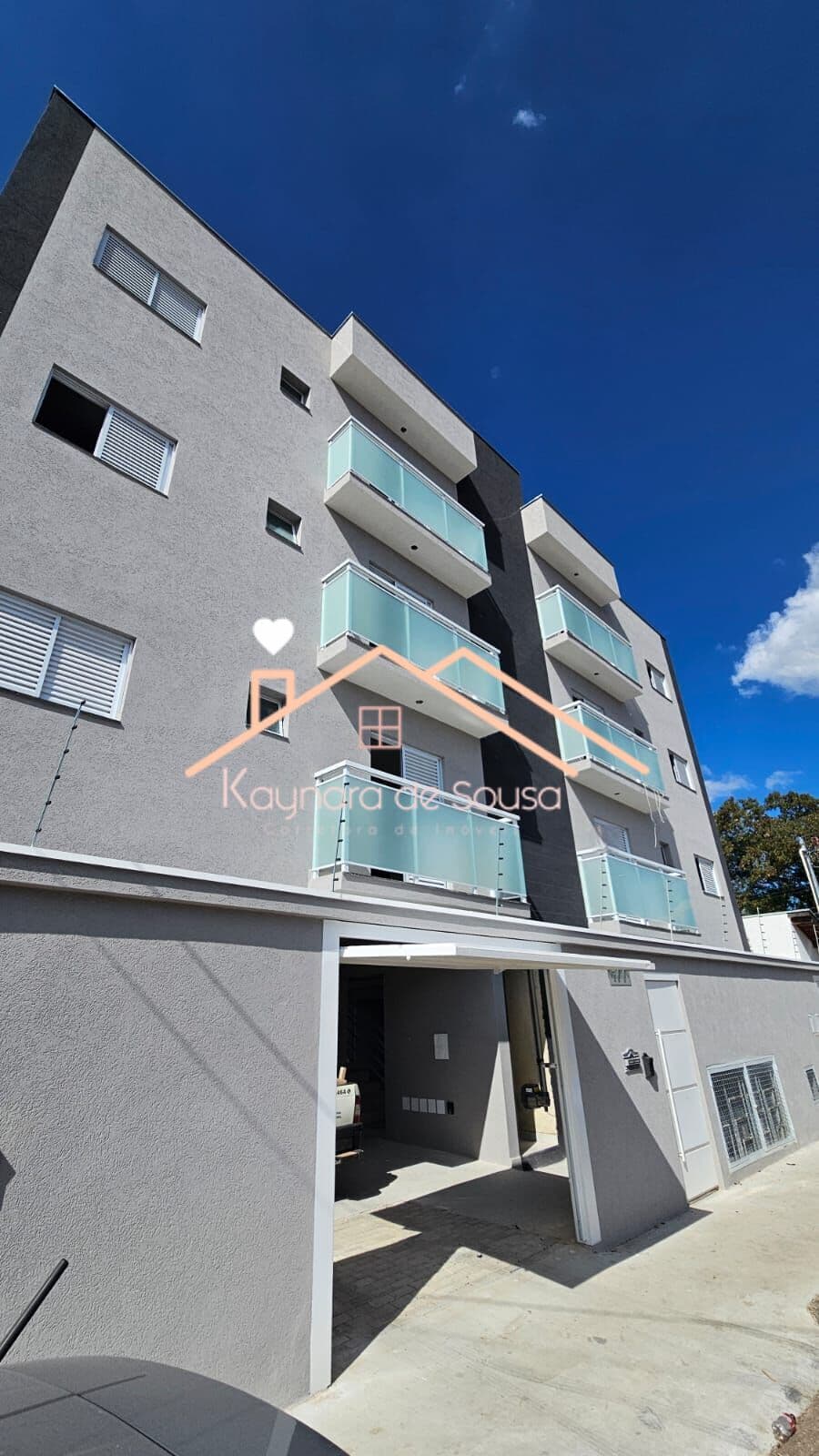 Apartamento lindo no Foch !!