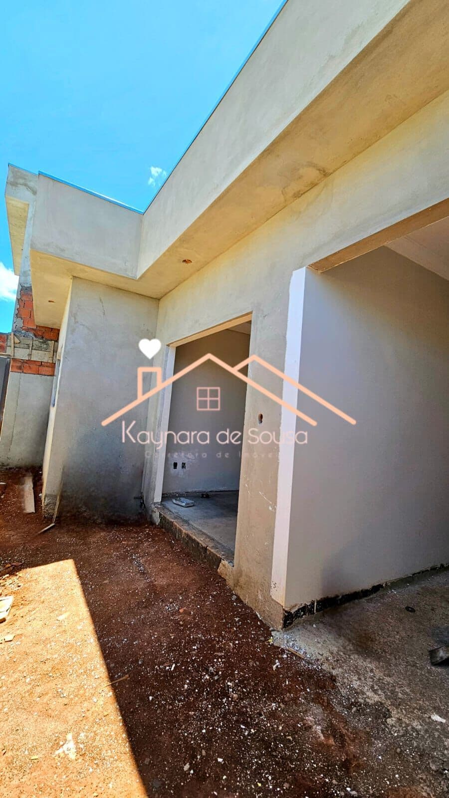 Casa linda no bairro Parque Real em Pouso Alegre, EM FASE FINAL DE ACABAMENTO!