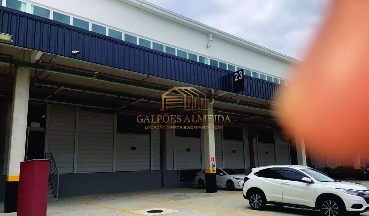 Galpão/Depósito/Armazém em Embu das Artes - Quinhaú