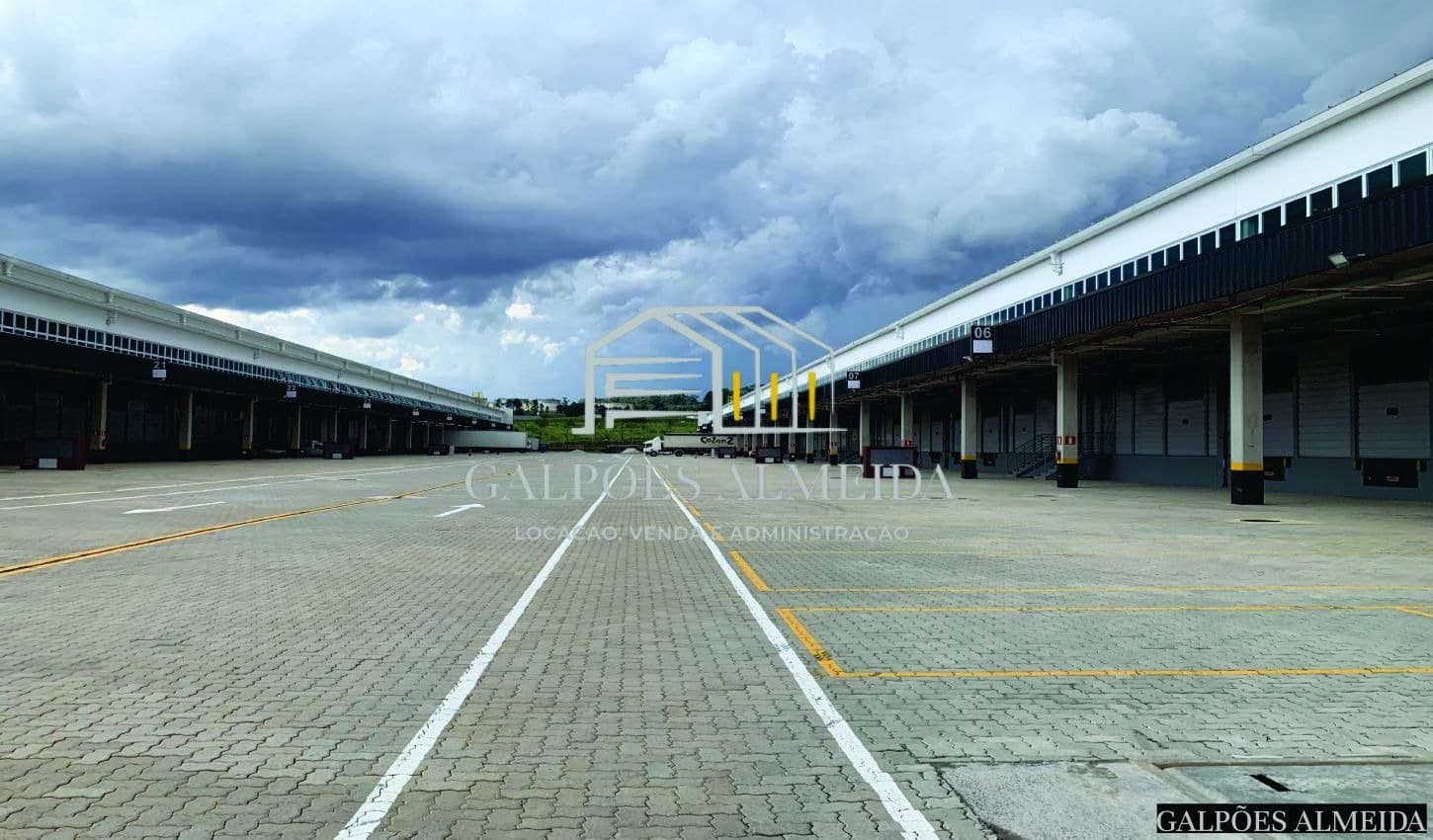 Galpão/Depósito/Armazém em Guarulhos - Cidade Industrial Satélite de São Paulo