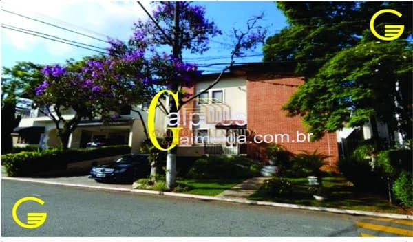 Casa em Santana de Parnaíba - Alphaville 5