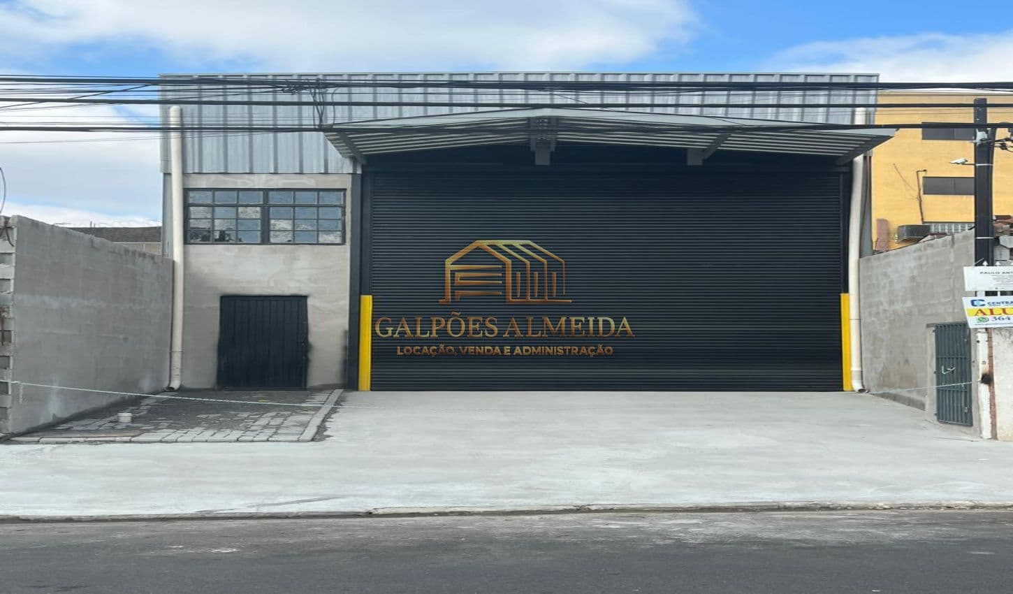 Galpão/Depósito/Armazém em São Paulo - Vila Anastácio