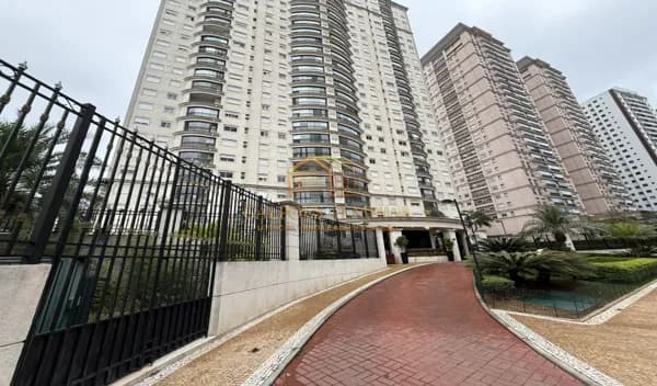 Apartamento Alto Padrão / Alphaville