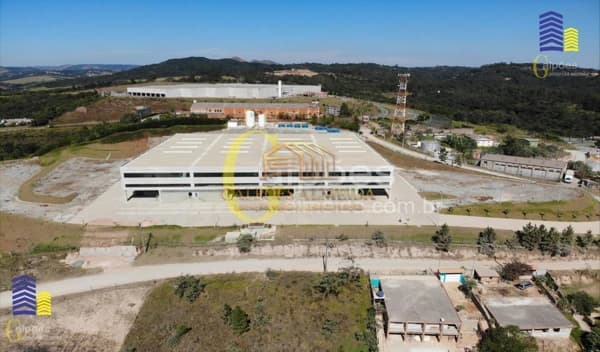 Galpão/Depósito/Armazém em São Roque - Mombaça