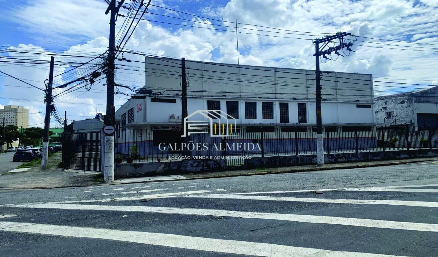 Galpão/Depósito/Armazém em São Paulo - Várzea da Barra Funda