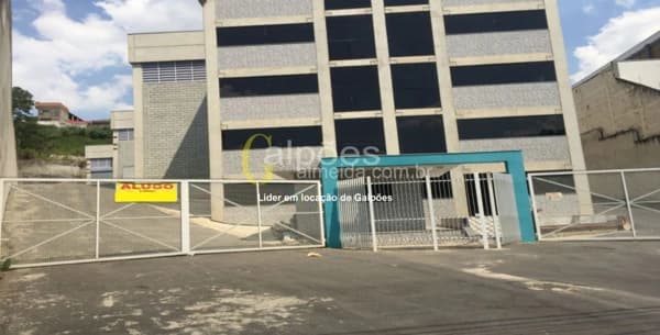 Galpão/Depósito/Armazém em Osasco - Vila Menck