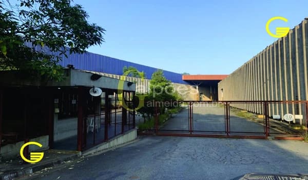 Galpão/Depósito/Armazém em Guarulhos - Água Chata