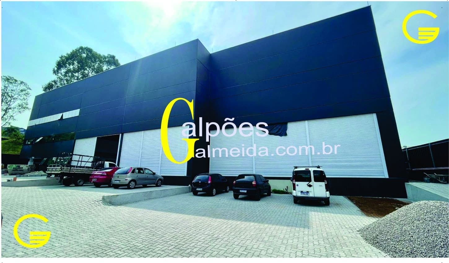 Galpão/Depósito/Armazém em Embu das Artes - Gramado