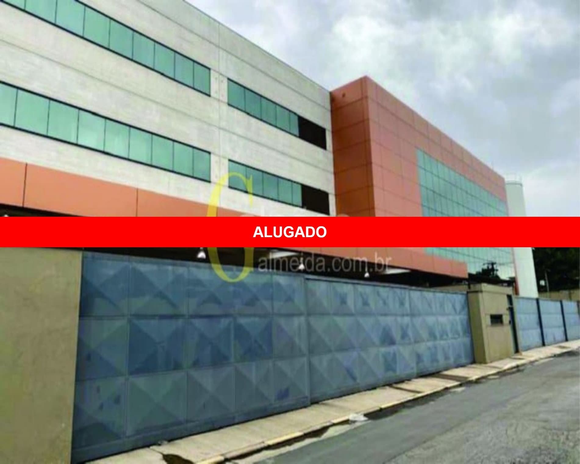 Galpão/Depósito/Armazém em São Paulo - Jardim Pereira Leite