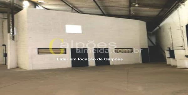 Galpão/Depósito/Armazém em Santana de Parnaíba - Vila César (Fazendinha)