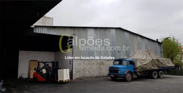 Galpão/Depósito/Armazém em Carapicuíba - Vila Sul Americana
