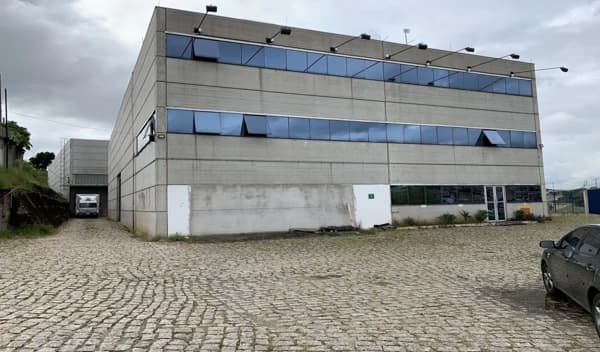 Galpão/Depósito/Armazém em Osasco - Padroeira