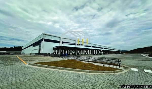 Galpão/Depósito/Armazém em Santana de Parnaíba - Recanto Maravilha III