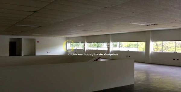 Galpão/Depósito/Armazém em Taboão da Serra - Jardim Triângulo
