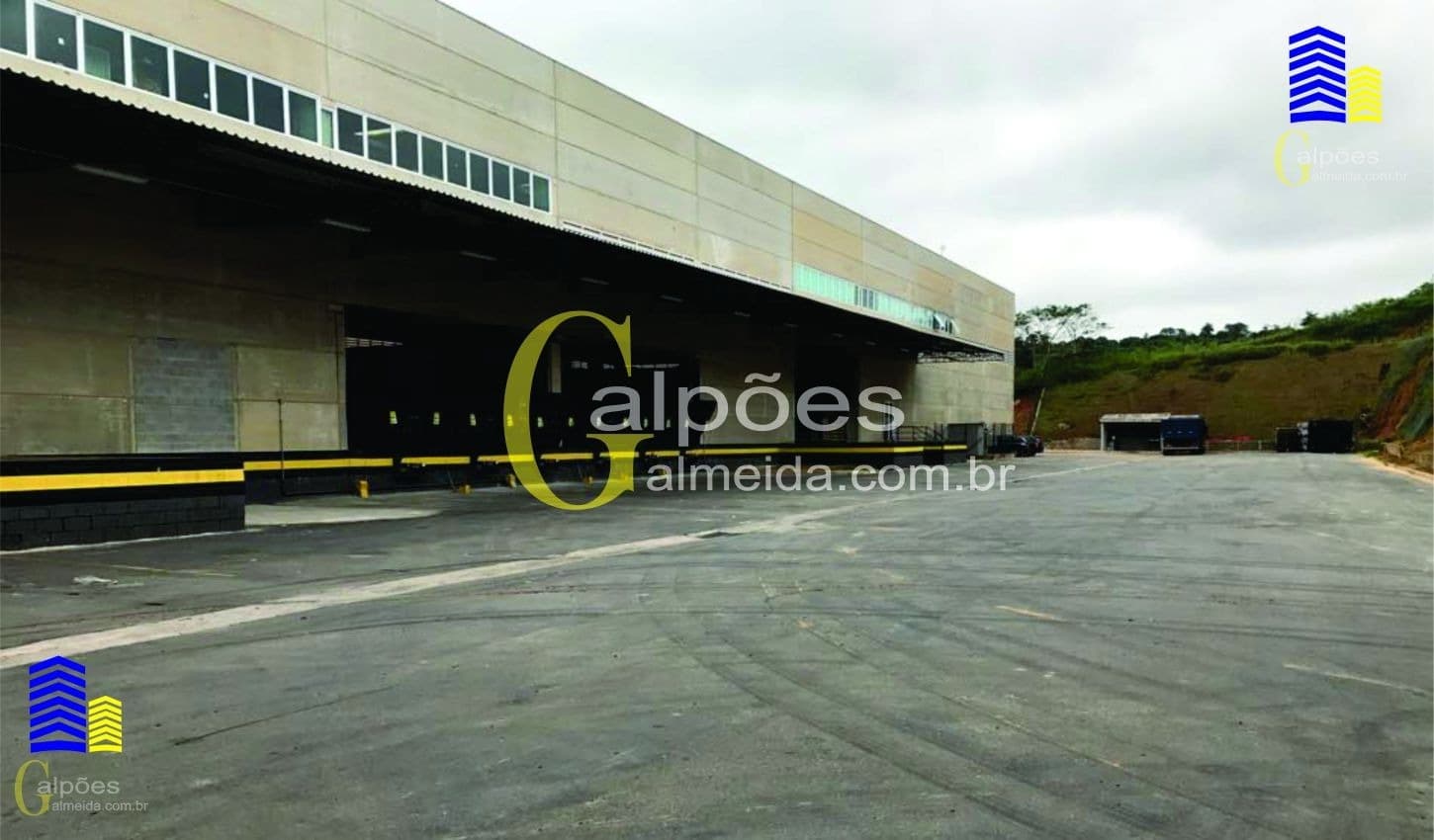Galpão/Depósito/Armazém em Araçariguama - Centro