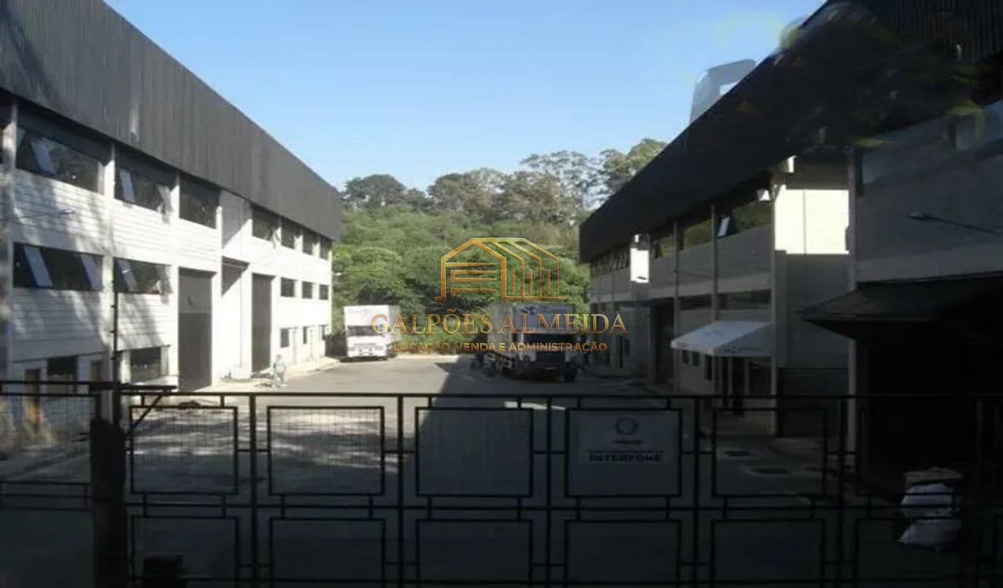 Galpão/Depósito/Armazém em Cotia - Jardim da Glória