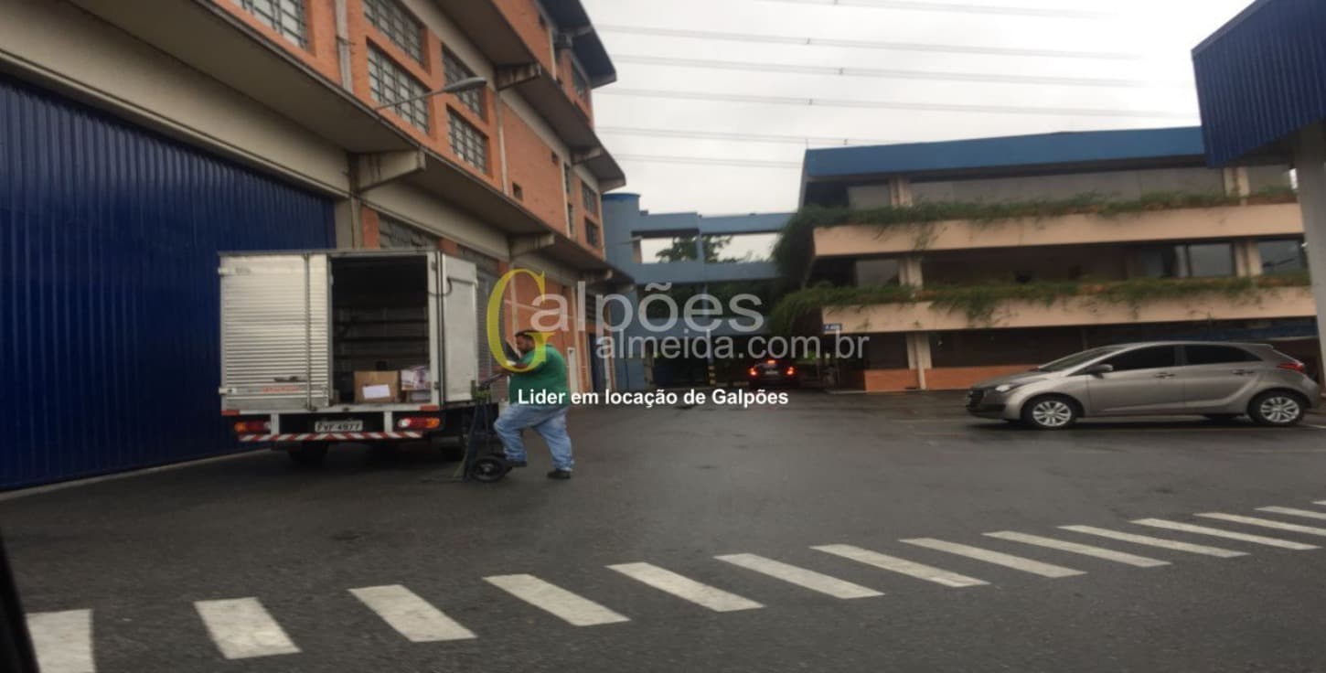 Galpão/Depósito/Armazém em São Paulo - Jardim Jaraguá