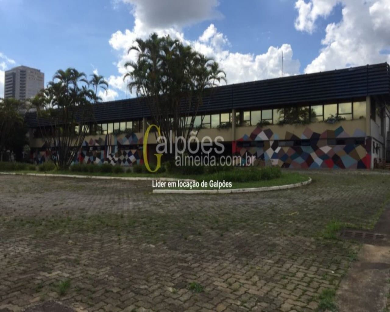 Galpão/Depósito/Armazém em Barueri - Tamboré