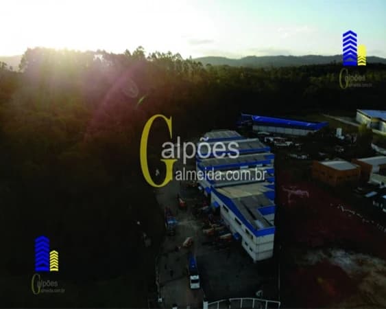 Galpão/Depósito/Armazém em Vargem Grande Paulista - Centro
