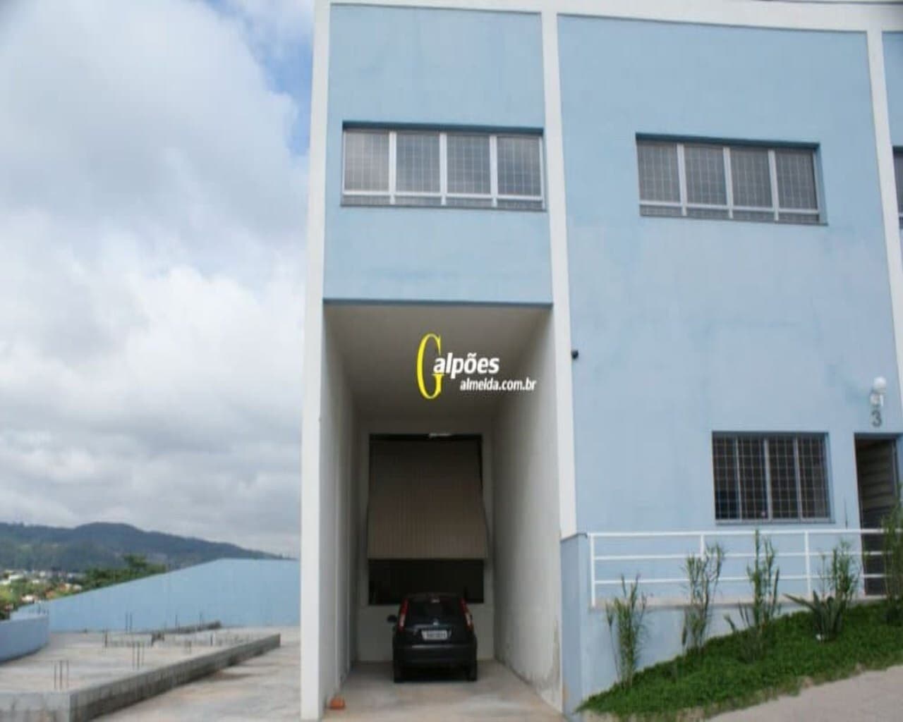 Galpão/Depósito/Armazém em Barueri - Chácaras Marco