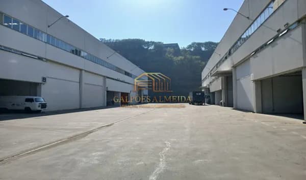 Galpão/Depósito/Armazém em Jandira - Jardim Alvorada