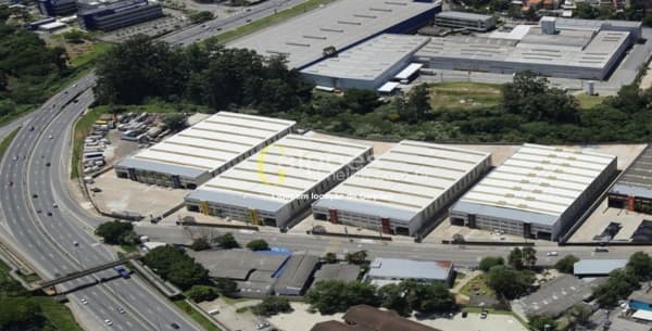 Galpão/Depósito/Armazém em Cotia - Jardim Cláudio
