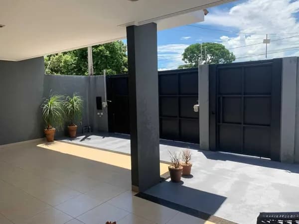 Casa em Três Lagoas - Centro