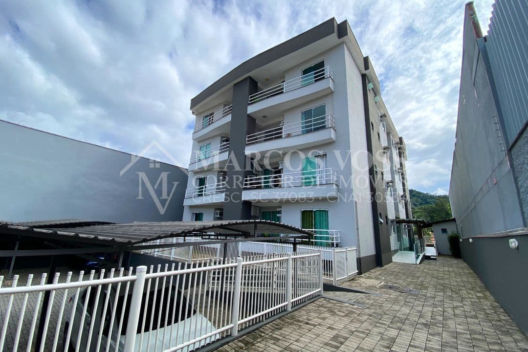 Apartamento com Suíte no bairro Garcia
