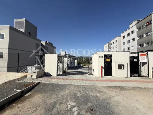 Apartamento com 2 Quartos na Fortaleza Alta