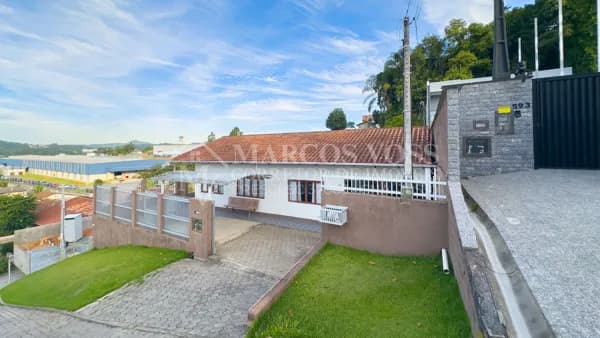 Casa Térrea com 3 Quartos Averbada na Itoupava Central