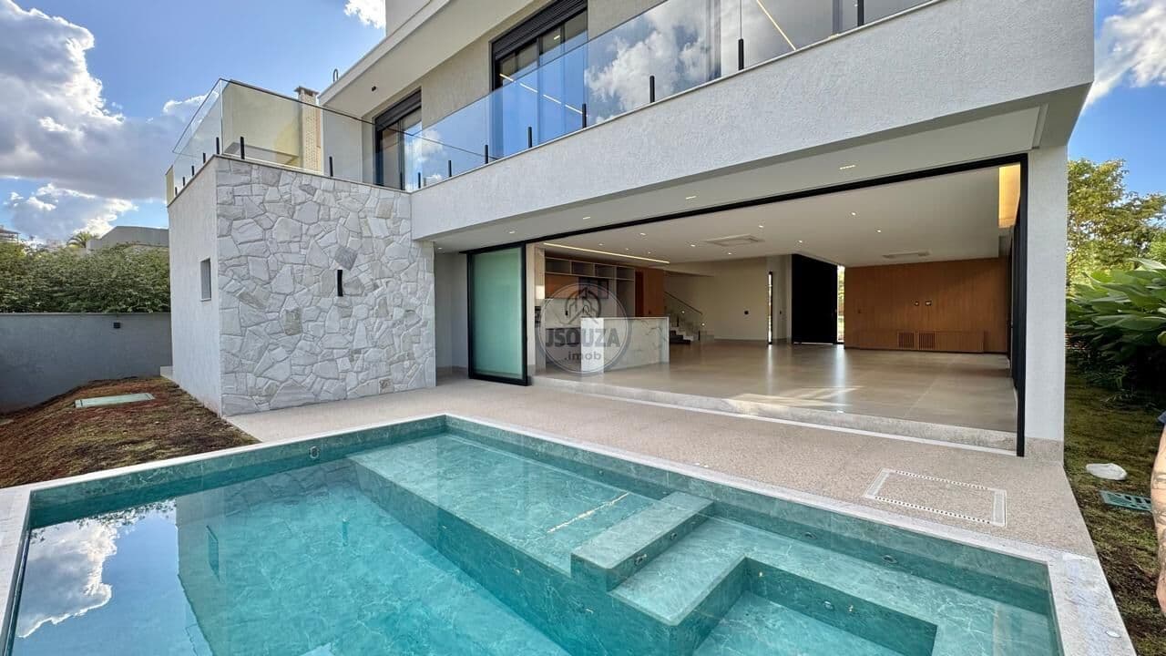🏡 Sobrado no Alphaville Araguaia | Novo, 5 Suítes, 413m² e Alto Padrão