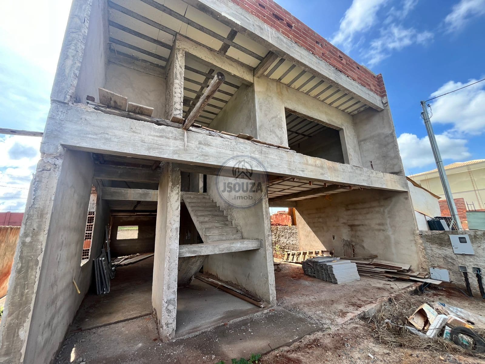 🌿 Sobrado em Construção no Jardins Parma | 4 Suítes