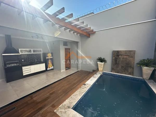 Casa no Jd. Bosque dos Ipês