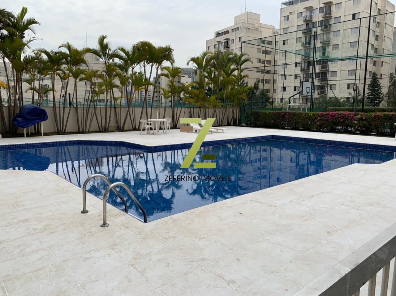 VENDA - Apartamento 175m com 4 quartos, 2 suítes,2 vagas e depósito - MORUMBI/SP