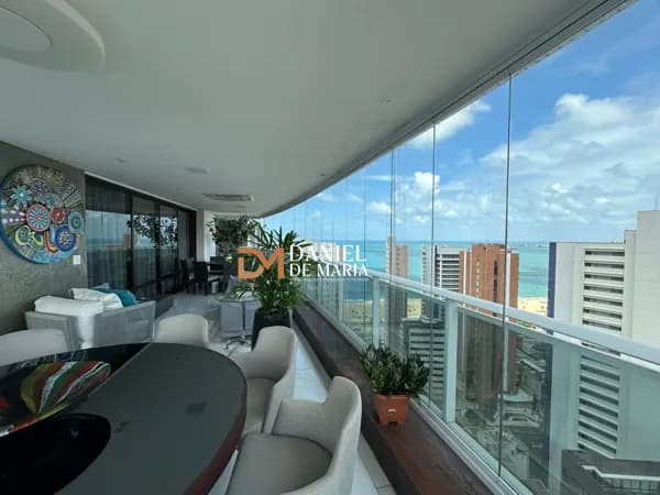 O LUGAR ONDE A VIDA ACONTECE COM VISTA DEFINITIVA PARA O MAR