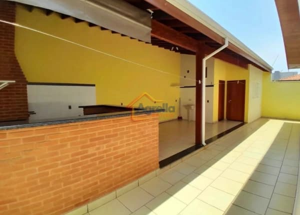 Casa em Mogi Guaçu - Parque Guainco