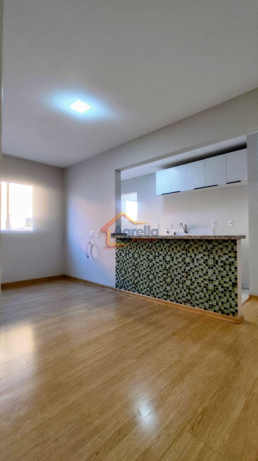 APARTAMENTO 2º ANDAR À VENDA NO CONDOMÍNIO PARQUE IMPERIAL EM MOGI MIRIM/SP.