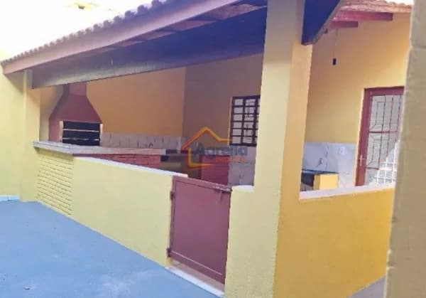 Casa em Mogi Guaçu - Jardim Ipê I