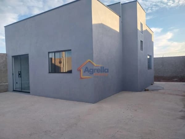 Casa em Mogi Guaçu - Jardim Sakaida