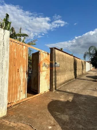 Lote/Terreno em Mogi Mirim - Jardim Scomparim